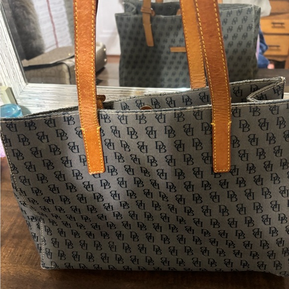 Dooney & Bourke Gray Signature Tote with Brown Leather Trim - Picture 2 of 5